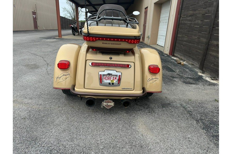 2014 Harley-Davidson® TRI GLIDE ULTRA