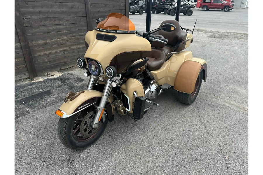 2014 Harley-Davidson® TRI GLIDE ULTRA