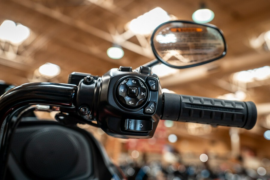 2025 Harley-Davidson Road Glide Grand American Touring