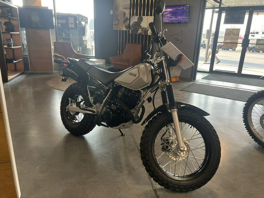 2025 Yamaha TW 200