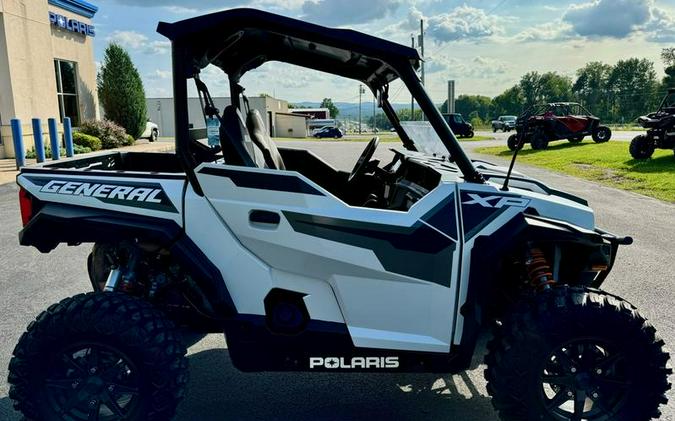 2022 Polaris® General XP 1000 Deluxe Ride Command