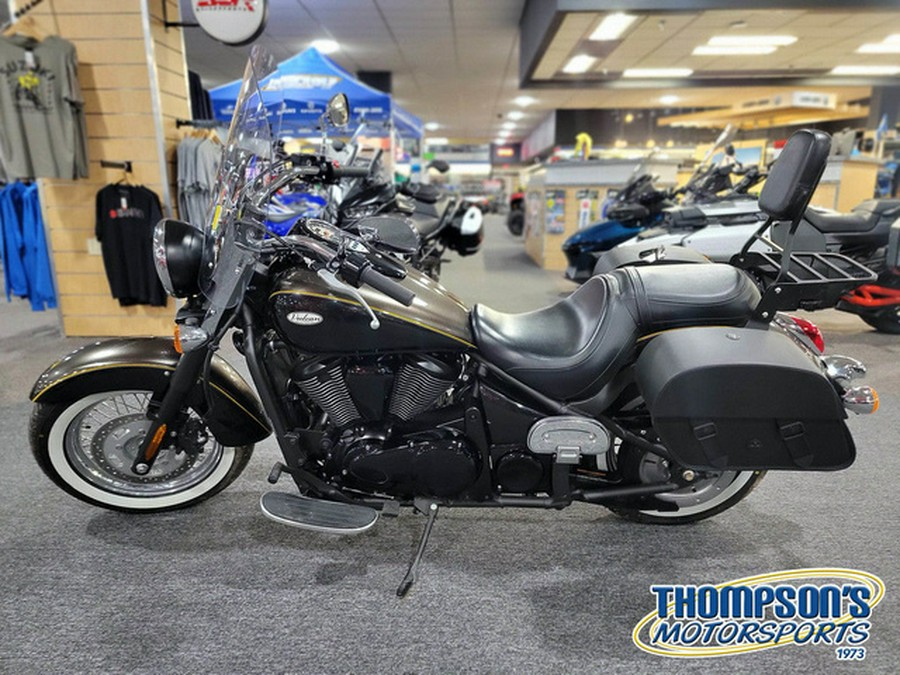2023 Kawasaki Vulcan 900 Classic