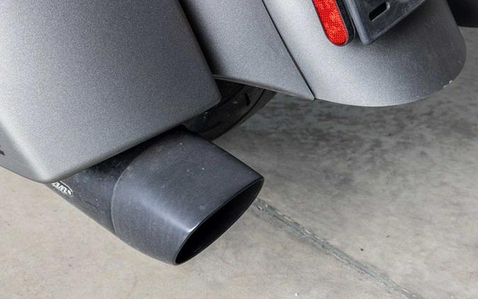 2022 Indian Chieftain Elite Heavy Metal Smoke with Polished B