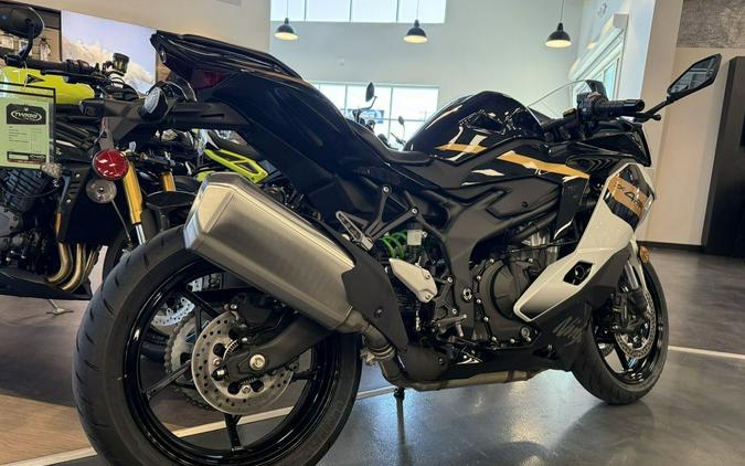 2026 Kawasaki Ninja® ZX™-4RR ABS