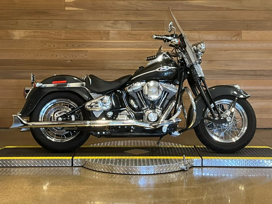 2005 Harley-Davidson FLSTSC/FLSTSCI Softail® Springer® Classic