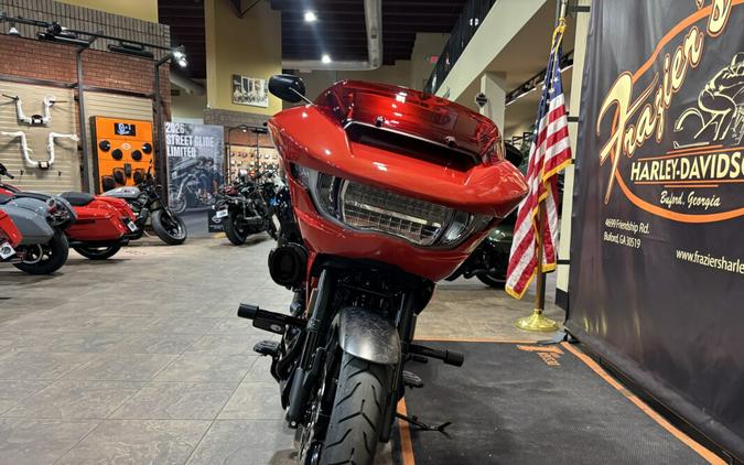 2026 Harley-Davidson® CVO Road Glide ST Citrus Heat Re-Entry