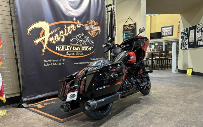 2026 Harley-Davidson® CVO Road Glide ST Citrus Heat Re-Entry