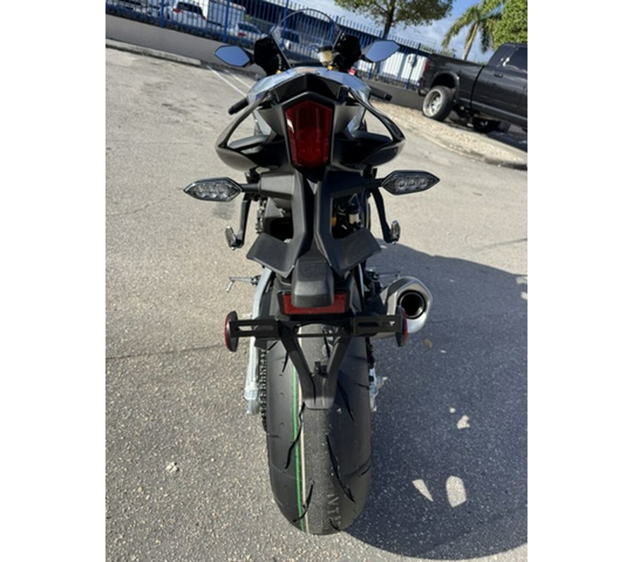2026 Yamaha YZF R1M