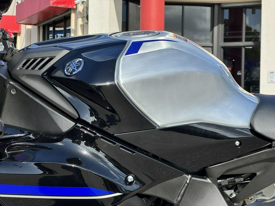 2026 Yamaha YZF R1M