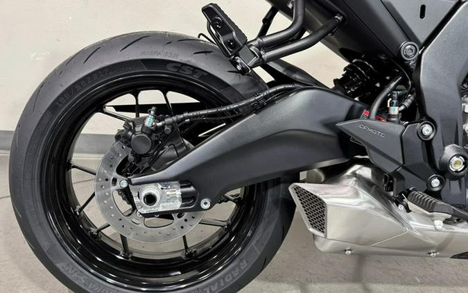 2026 CFMOTO NK 675