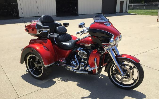 FLHTCUTGSE 2021 CVO Tri Glide