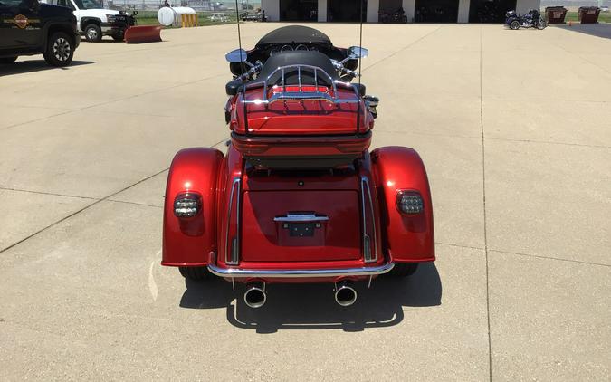 FLHTCUTGSE 2021 CVO Tri Glide