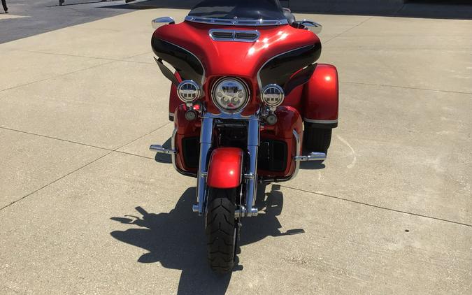 FLHTCUTGSE 2021 CVO Tri Glide