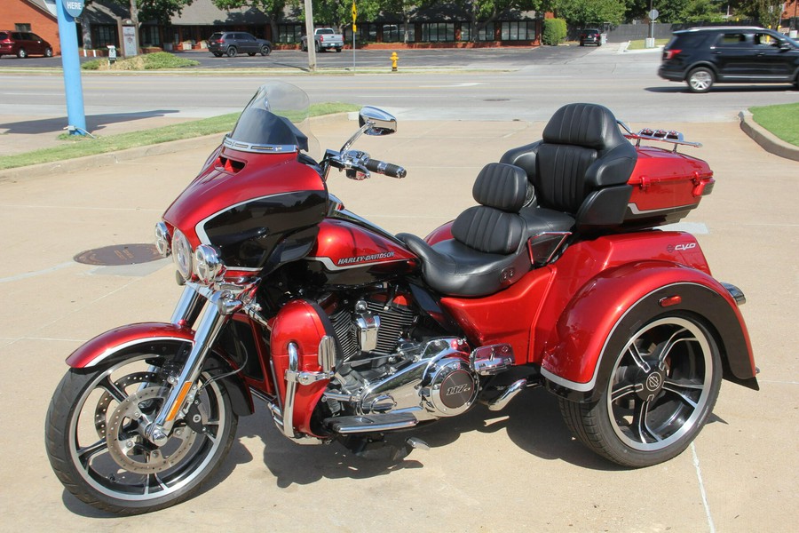 2021 Harley-Davidson CVO Tri Glide
