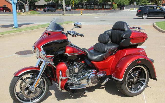 2021 Harley-Davidson CVO Tri Glide