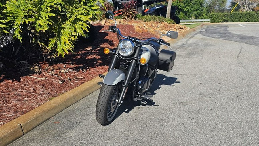 2024 Kawasaki Vulcan 900 Classic