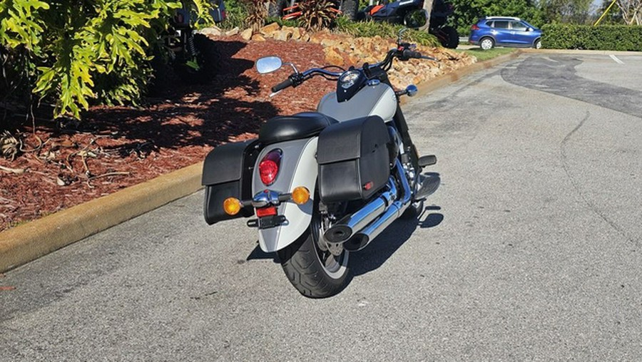 2024 Kawasaki Vulcan 900 Classic