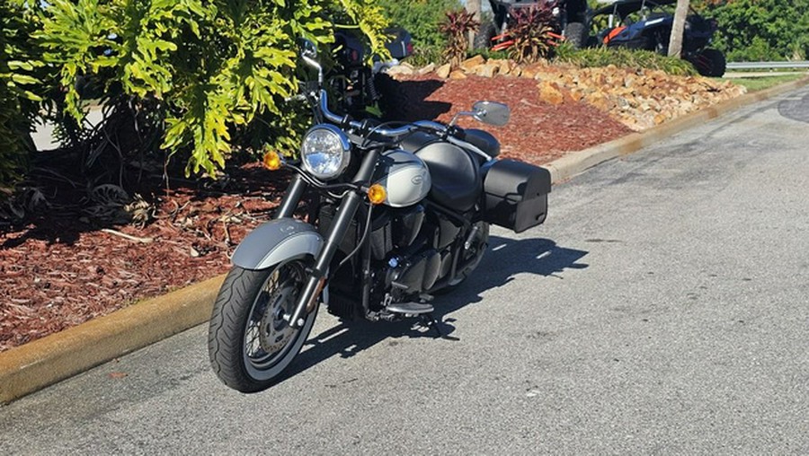 2024 Kawasaki Vulcan 900 Classic