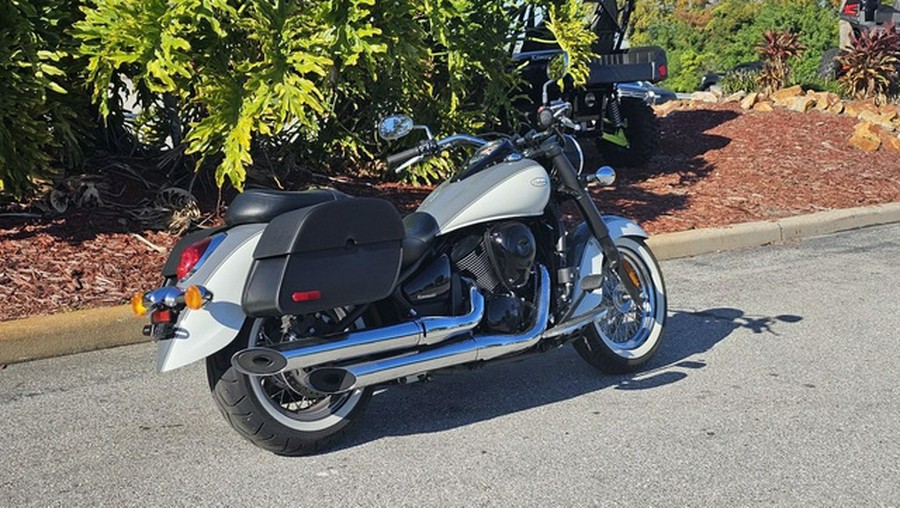 2024 Kawasaki Vulcan 900 Classic