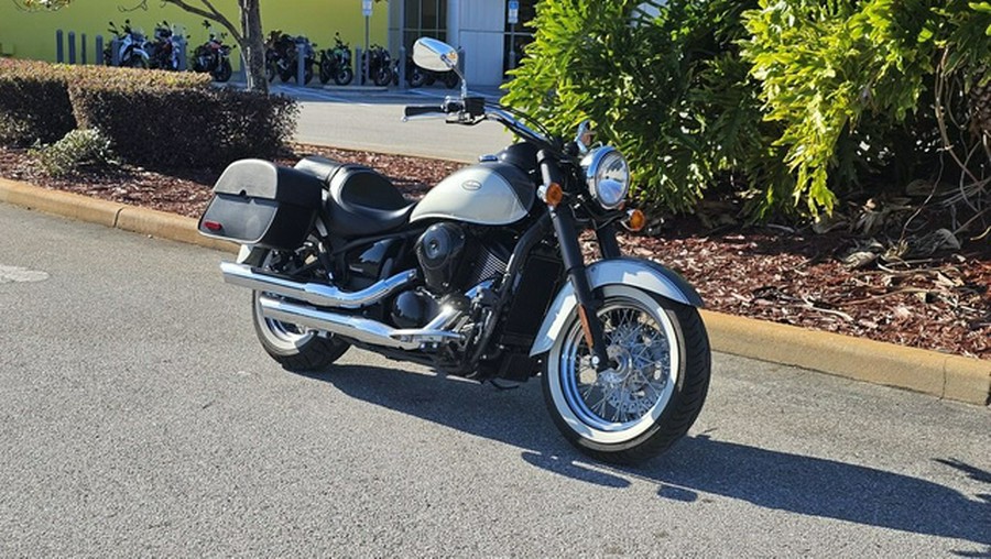 2024 Kawasaki Vulcan 900 Classic