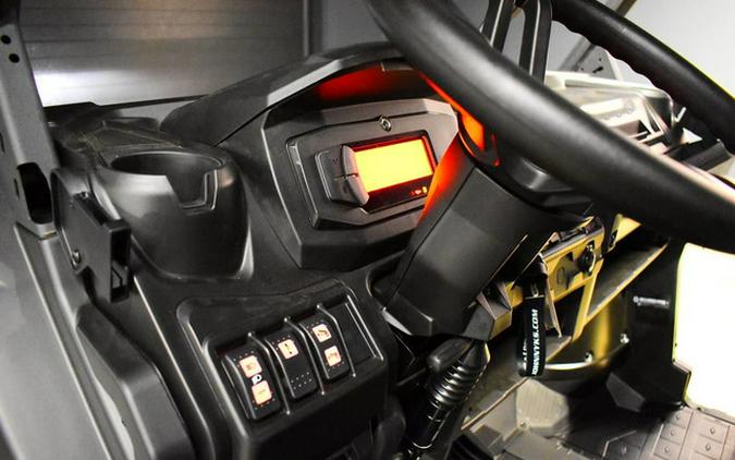 2026 Can-Am Defender PRO XT HD10