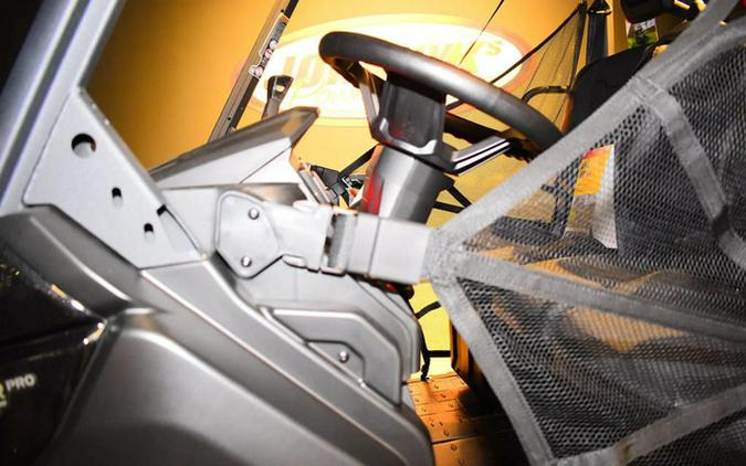 2026 Can-Am Defender PRO XT HD10