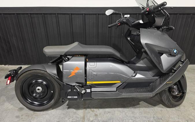 2022 BMW CE 04