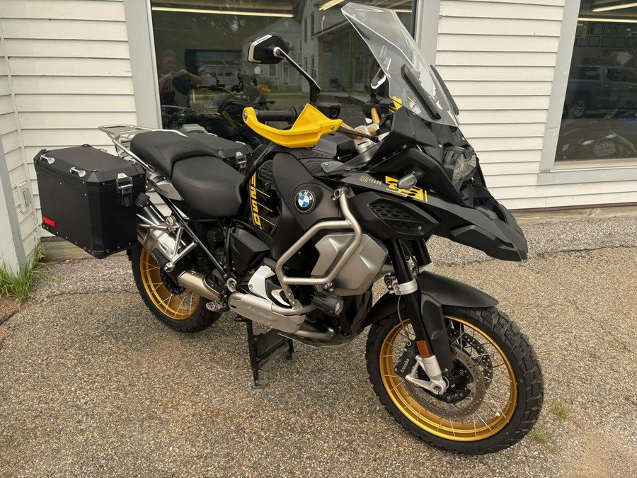 2021 BMW Motorrad BMW R 1250 GS Adventure 40th Anniversary Black and Yellow