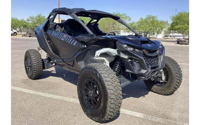 2024 Can-Am MAVERICK R