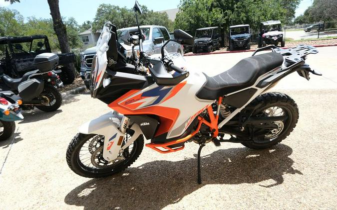 New 2024 KTM 1290 SUPER ADVENTURE R OT WHITE