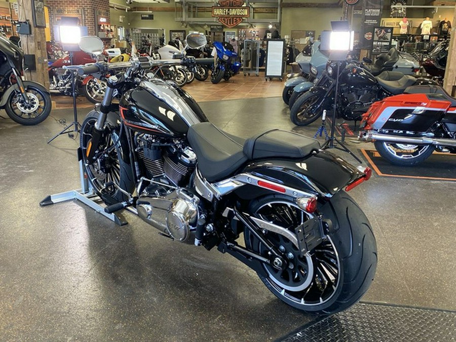 2024 Harley-Davidson Softail FXBR - Breakout