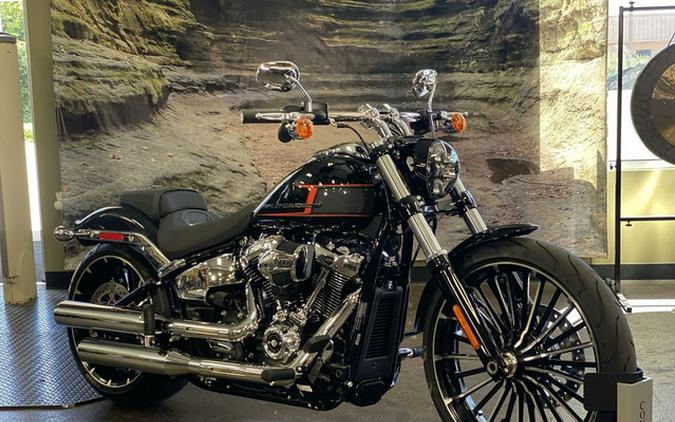 2024 Harley-Davidson Softail FXBR - Breakout