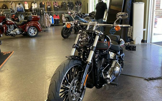 2024 Harley-Davidson Softail FXBR - Breakout