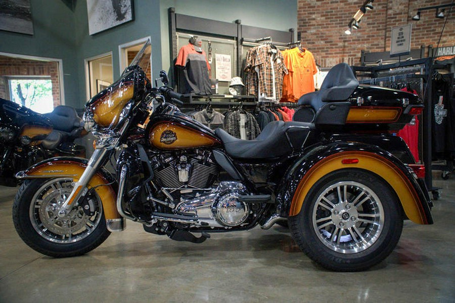 2024 Harley-Davidson® FLHTCUTG - Tri Glide® Ultra