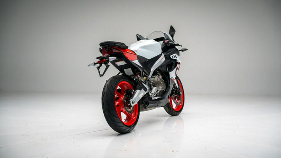 2025 Aprilia RS 457
