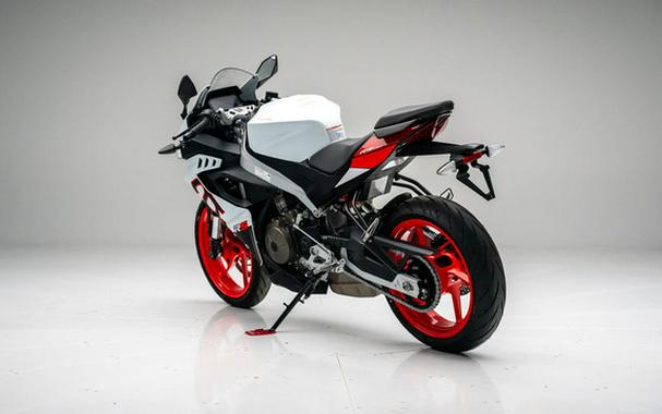 2025 Aprilia RS 457