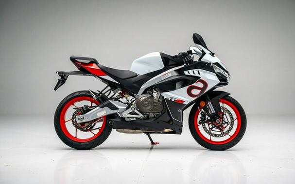 2025 Aprilia RS 457