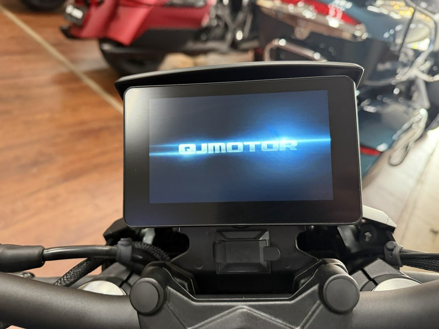 2023 QJ Motor SRK700