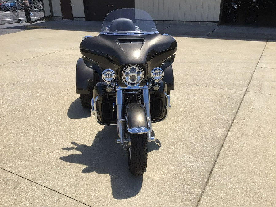 FLHTCUTG 2020 Tri Glide Ultra