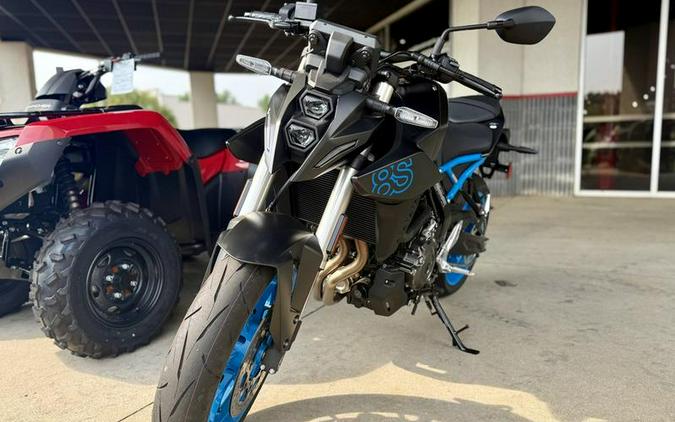 2024 Suzuki GSX-8S