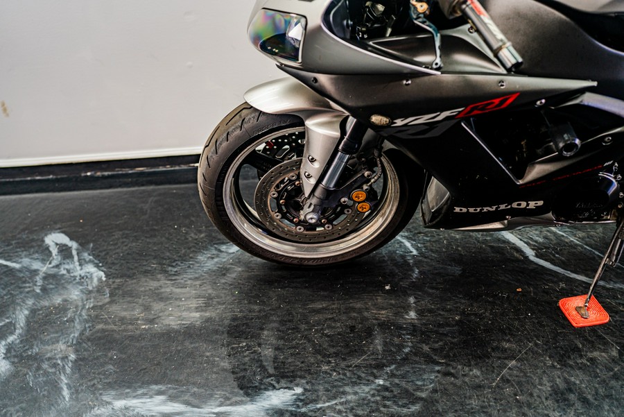 2002 Yamaha Motor Corp., USA YZF-R1