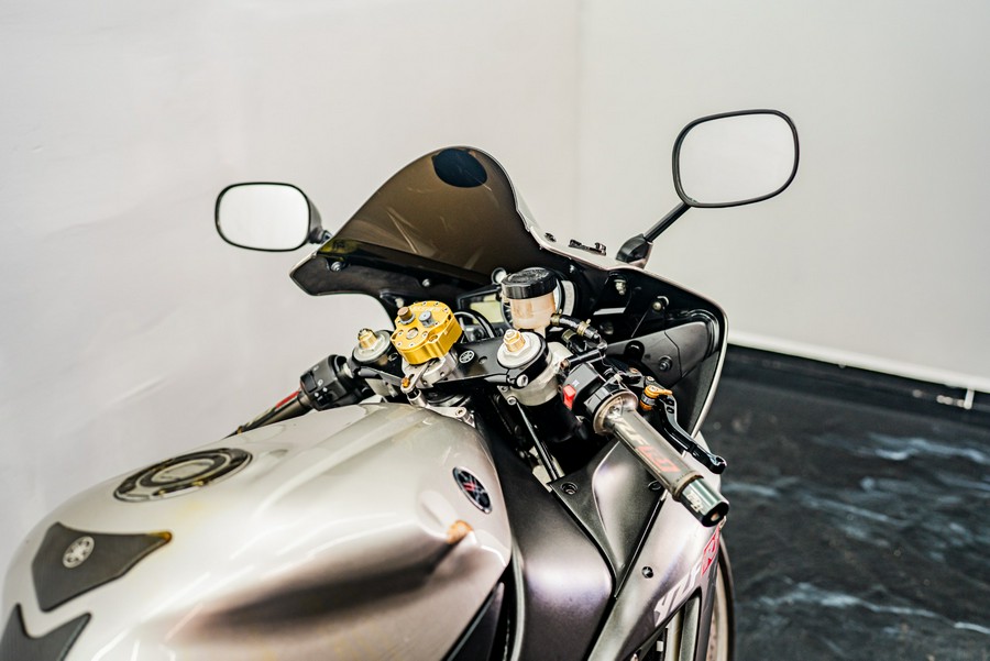 2002 Yamaha Motor Corp., USA YZF-R1