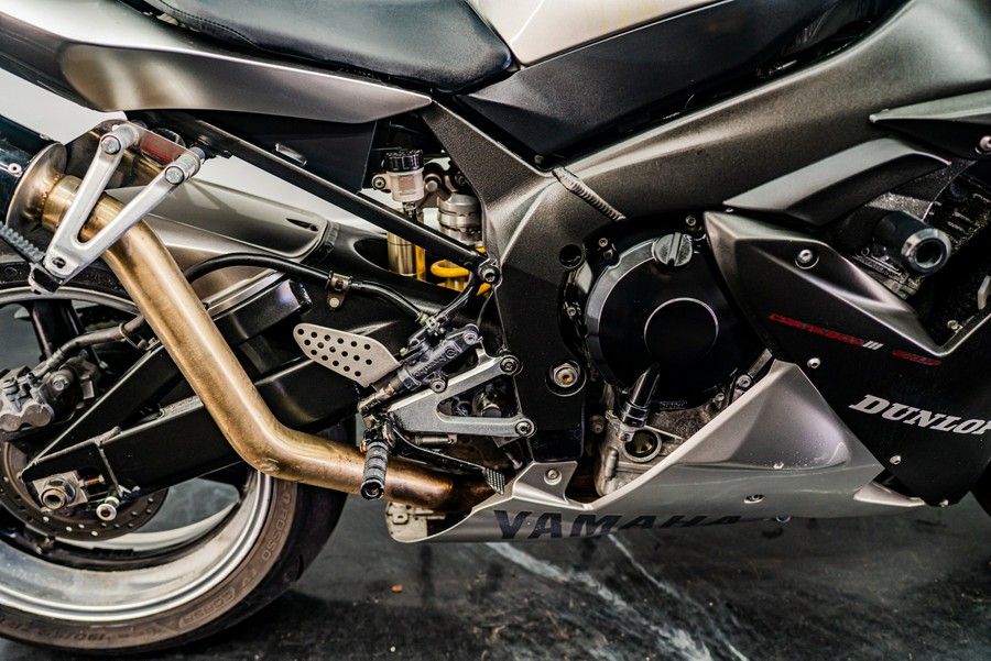 2002 Yamaha Motor Corp., USA YZF-R1