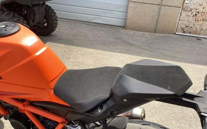 New 2024 KTM 1390 SUPER DUKE R EVO ORANGE