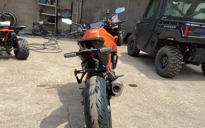 New 2024 KTM 1390 SUPER DUKE R EVO ORANGE