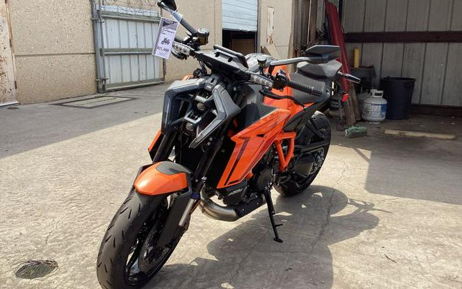 New 2024 KTM 1390 SUPER DUKE R EVO ORANGE