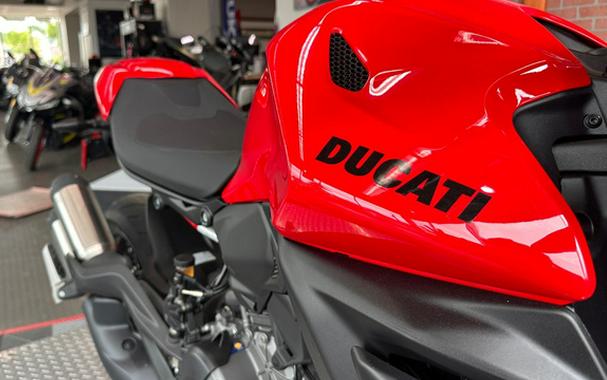 2026 Ducati Monster 896 DEMO