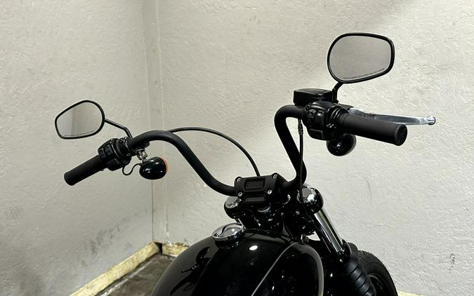 2018 Harley-Davidson® Street Bob® Vivid Black