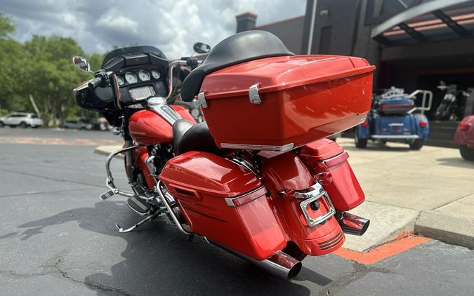 FLHXS 2017 Street Glide® Special