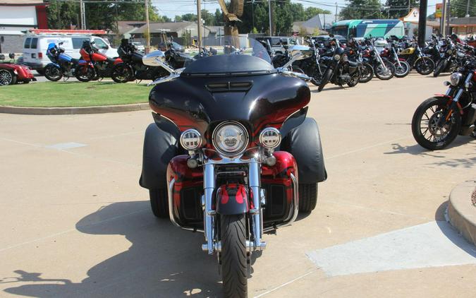 2022 Harley-Davidson CVO Tri Glide